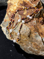 SENLORE Egg Yolk Stone Pearl Necklace – Front View