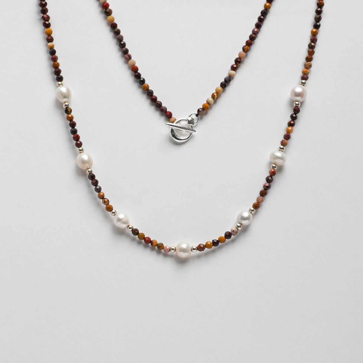 SENLORE Egg Yolk Stone Pearl Necklace – Side View