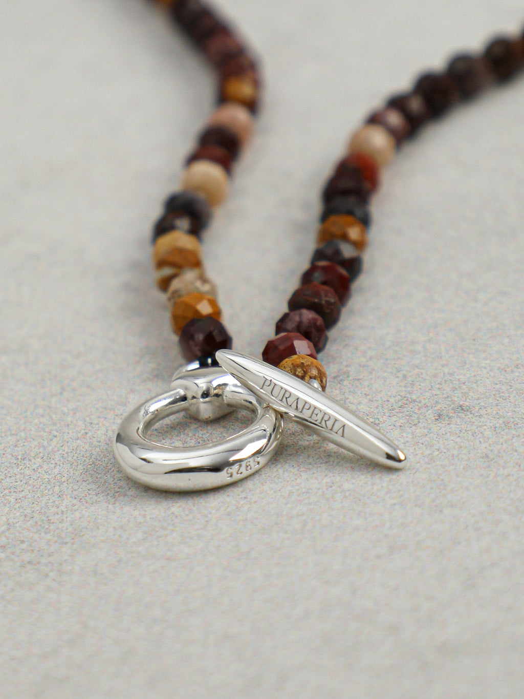 SENLORE Egg Yolk Stone Pearl Necklace – Lifestyle Shot