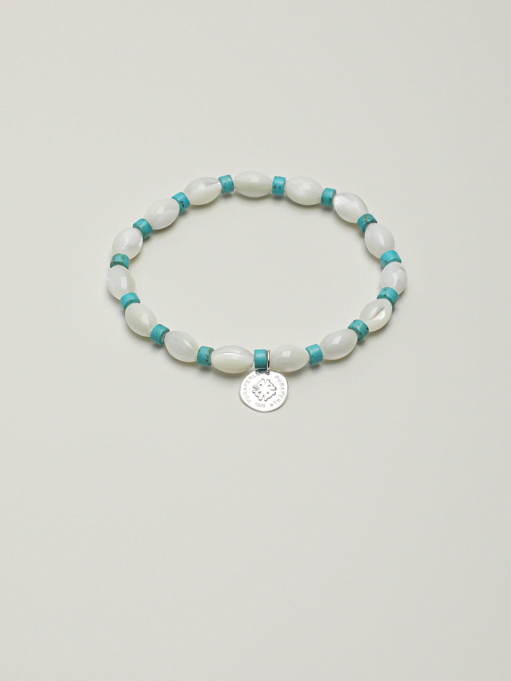 SENLORE Shell Bead Turquoise Bracelet – Lifestyle Shot