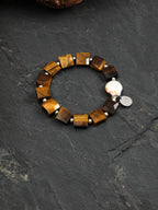 SENLORE Tiger's Eye Baroque Bracelet – Lifestyle Shot