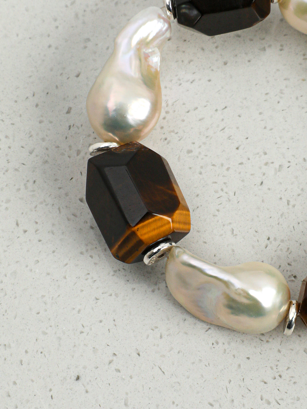SENLORE Square Smoky Quartz Baroque Bracelet – Lifestyle Shot