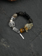 SENLORE Square Onyx Bracelet – Lifestyle Shot