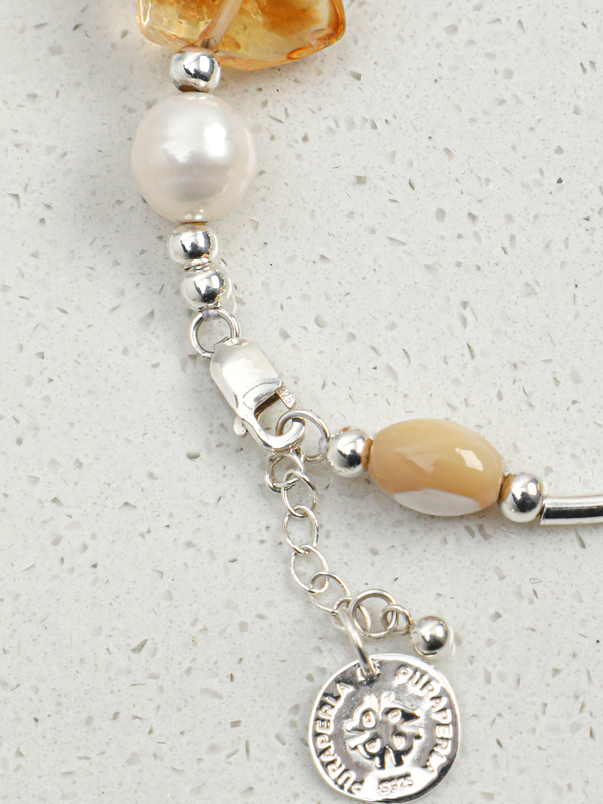 SENLORE Brazilian Black Crystal Bracelet – Detail Close-up