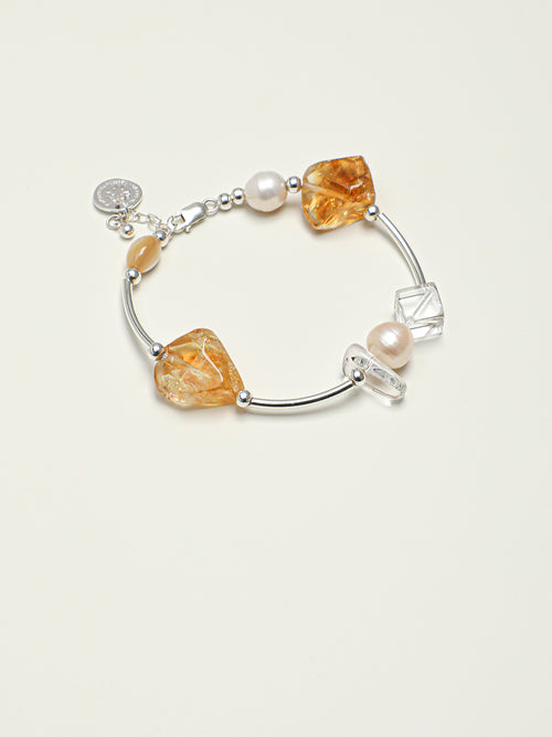 SENLORE Brazilian Black Crystal Bracelet – Lifestyle Shot
