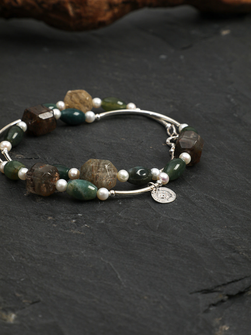 SENLORE Thousand-layer Phantom Free-form Necklace – Front View