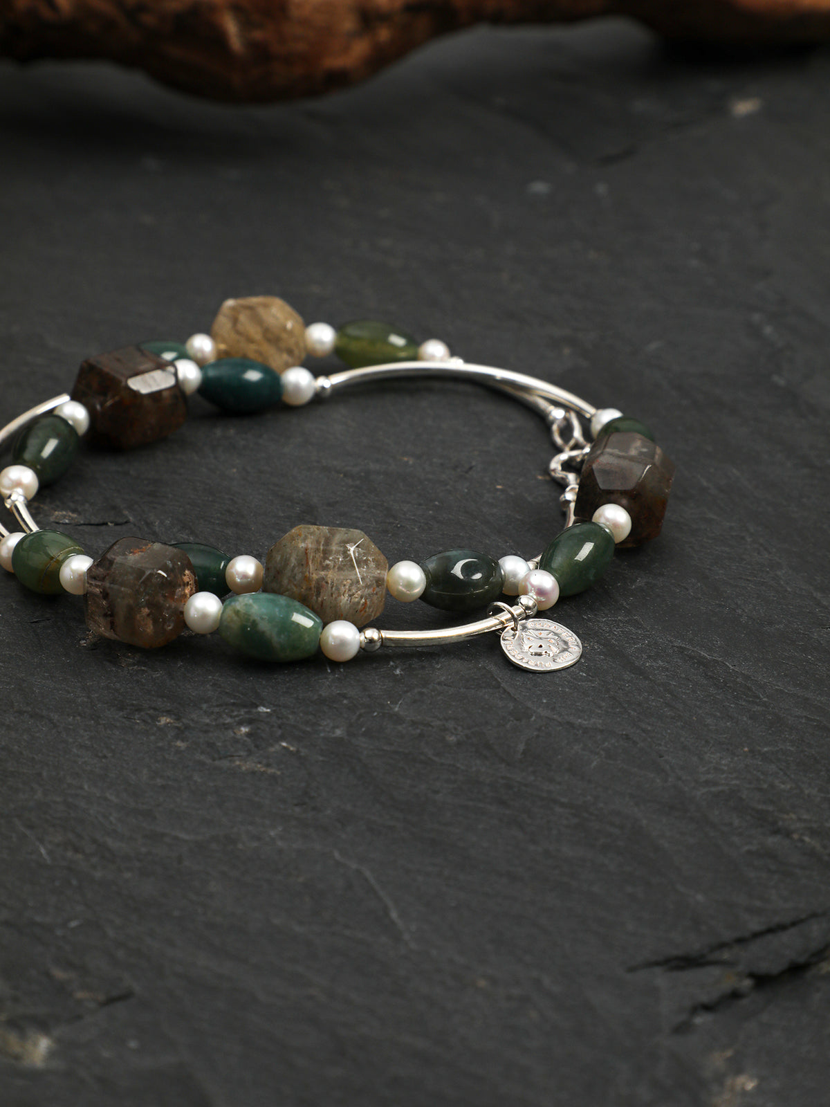 SENLORE Thousand-layer Phantom Free-form Necklace – Front View