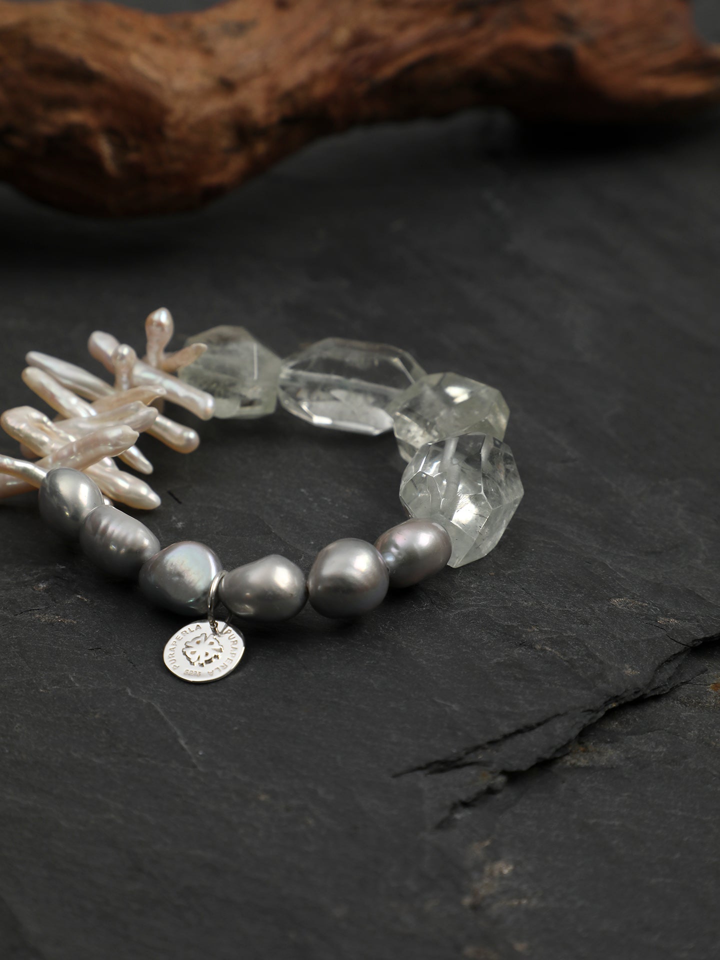 SENLORE Green Crystal Gray Baroque Bracelet – Front View