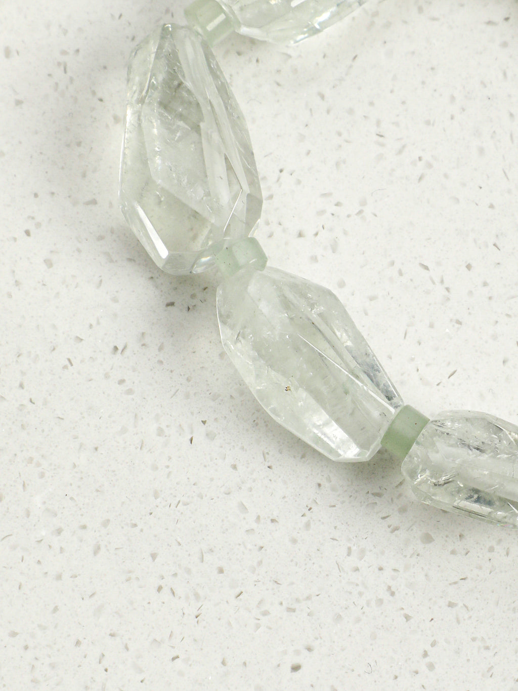 SENLORE Green Crystal Pearl Bracelet – Lifestyle Shot
