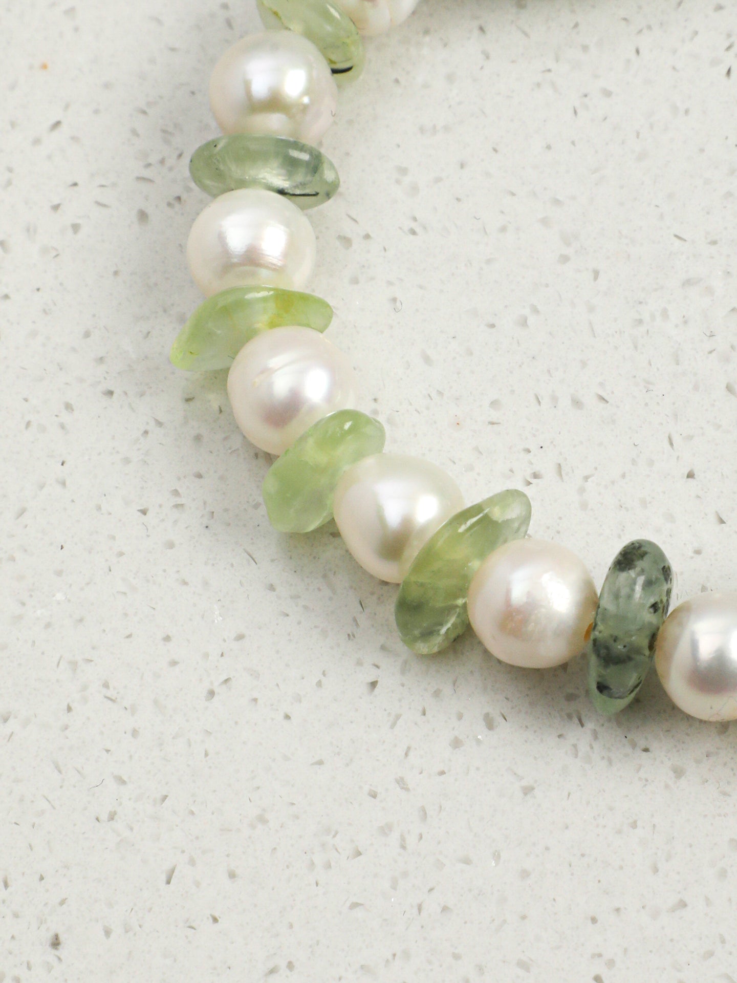 SENLORE Green Crystal Pearl Bracelet – Lifestyle Shot