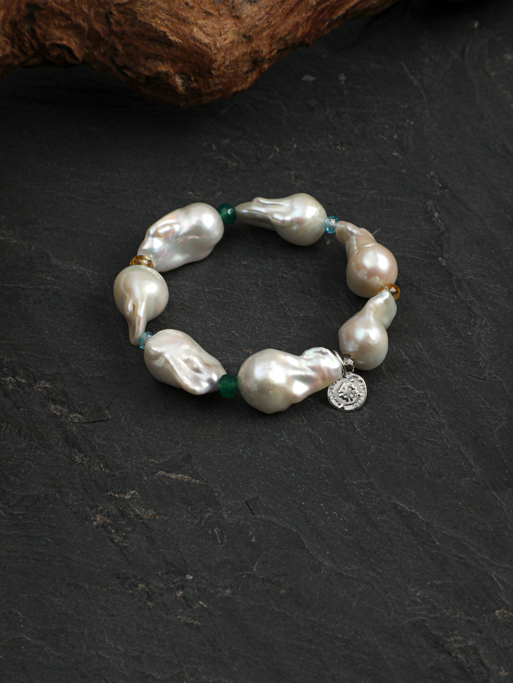 Baroque Baroque Pearl Bracelet