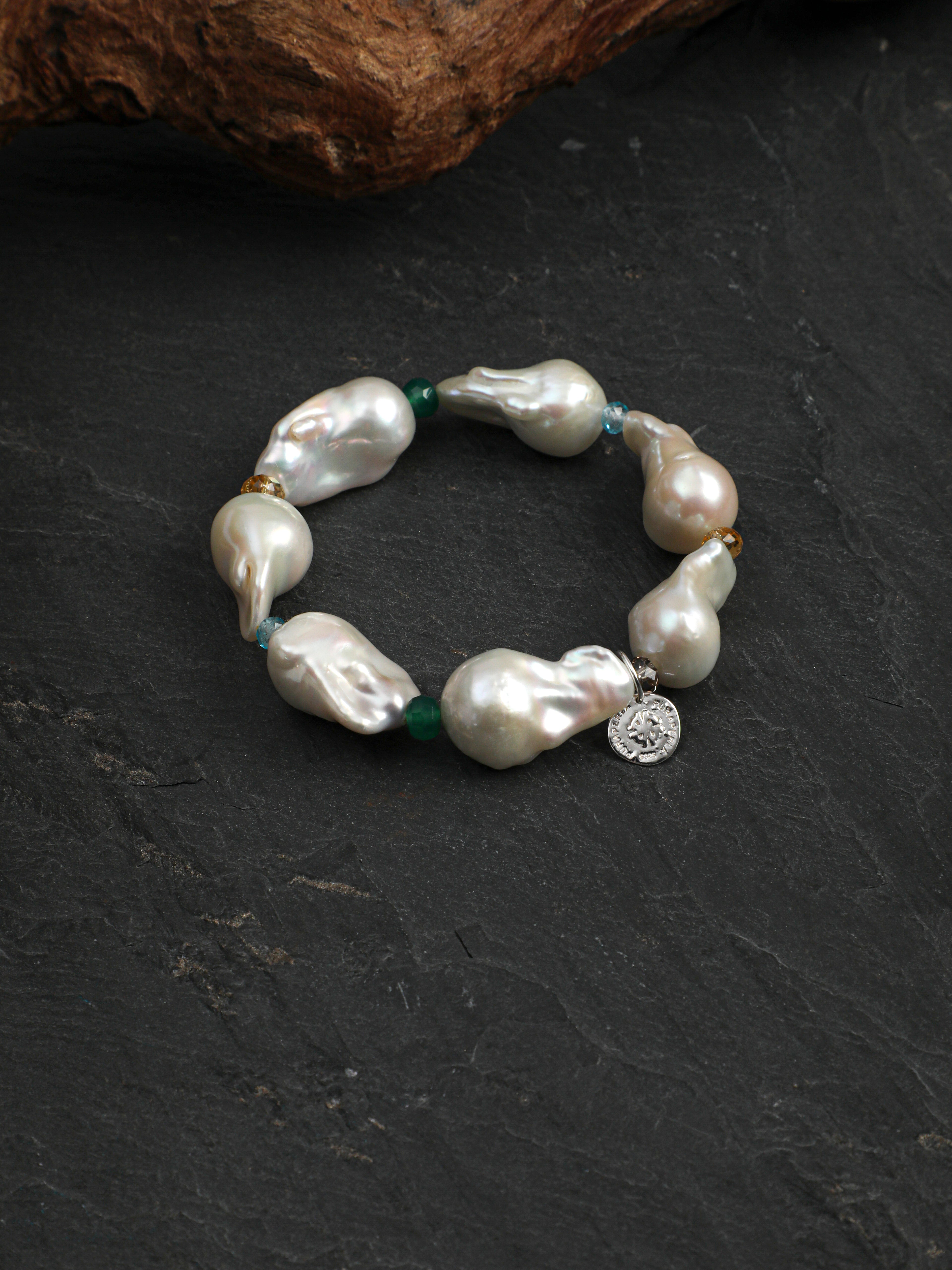 Baroque Baroque Pearl Bracelet