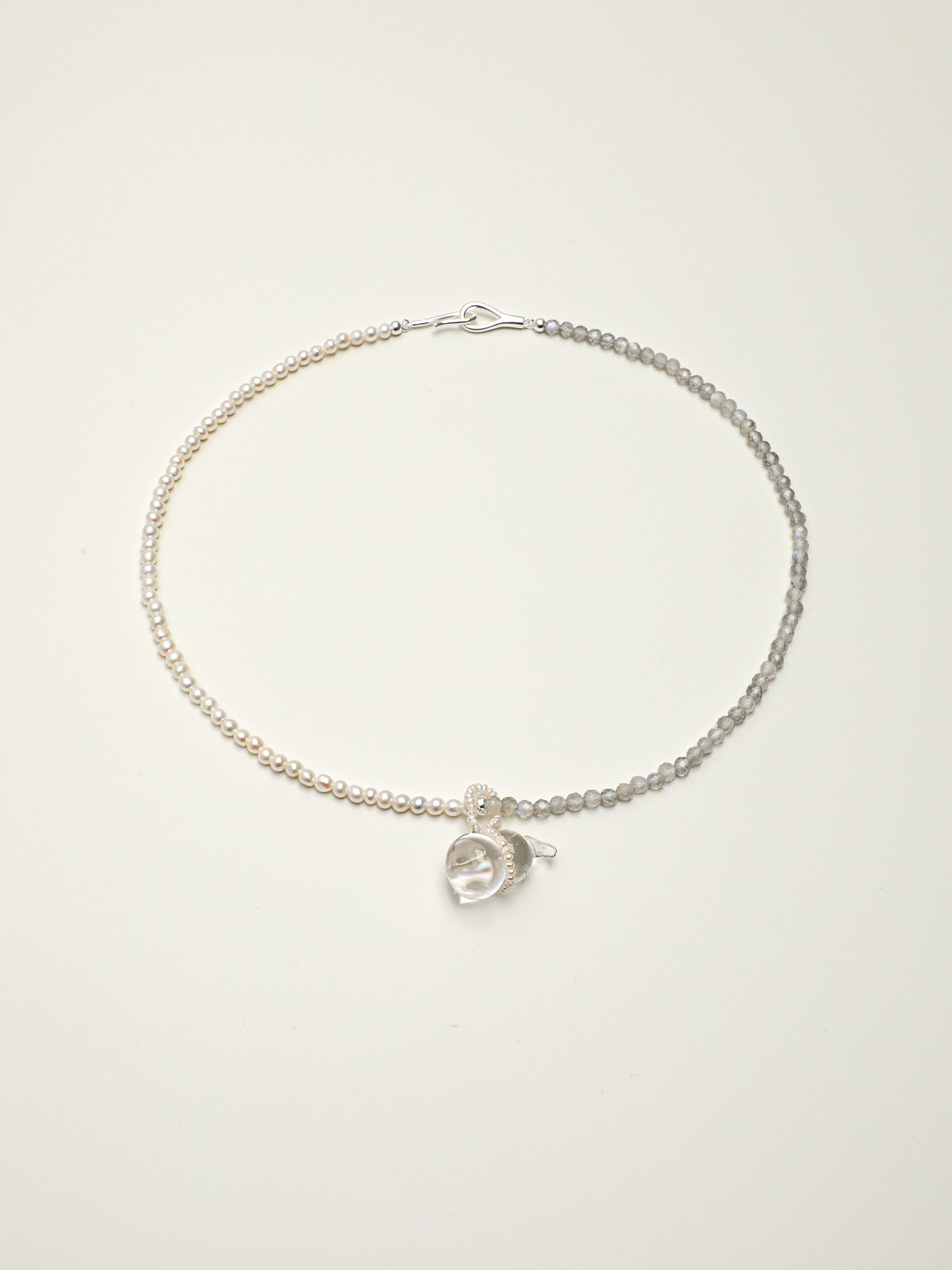 SENLORE Green Crystal Pearl Necklace – Front View