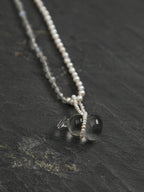 SENLORE Green Crystal Pearl Necklace – Lifestyle Shot