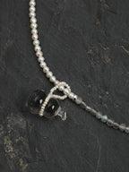 SENLORE Green Crystal Pearl Necklace – Lifestyle Shot