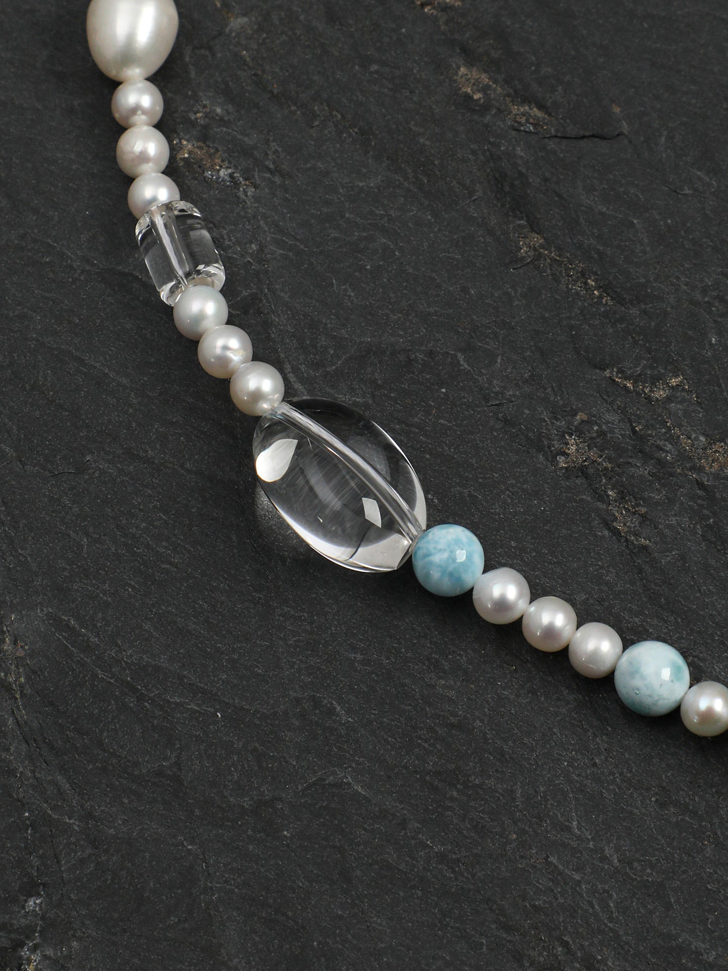 SENLORE Sky Blue Pearl Necklace – Lifestyle Shot