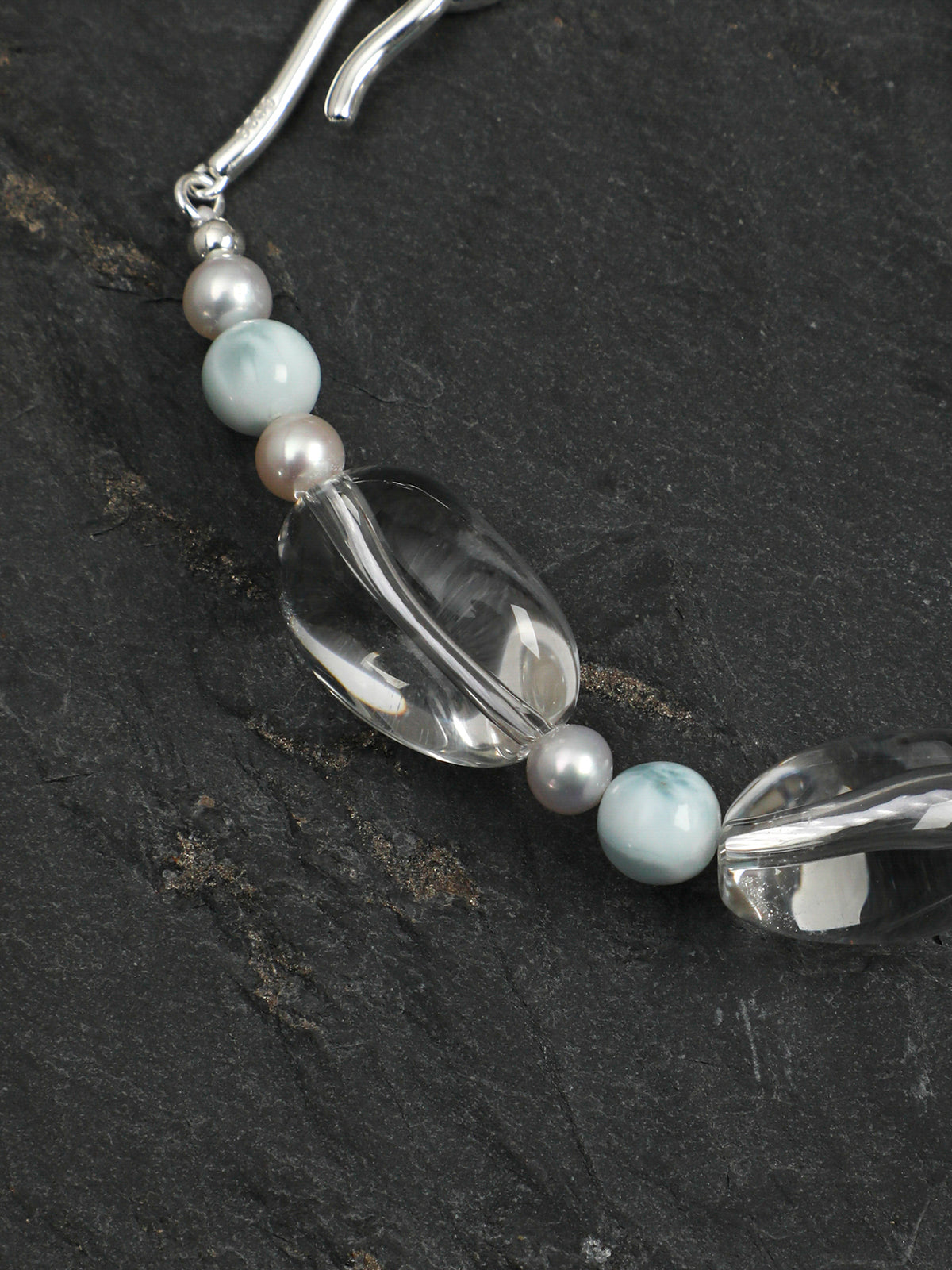 SENLORE Clear Quartz Larimar Bracelet – Lifestyle Shot