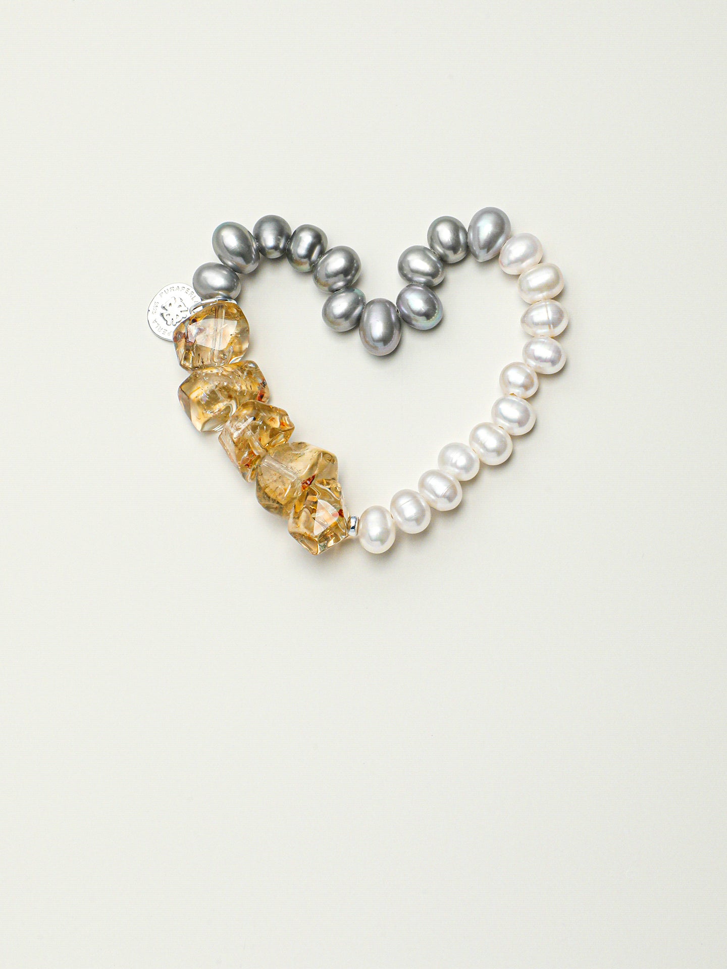 SENLORE Citrine Pearl Bracelet – Detail Close-up