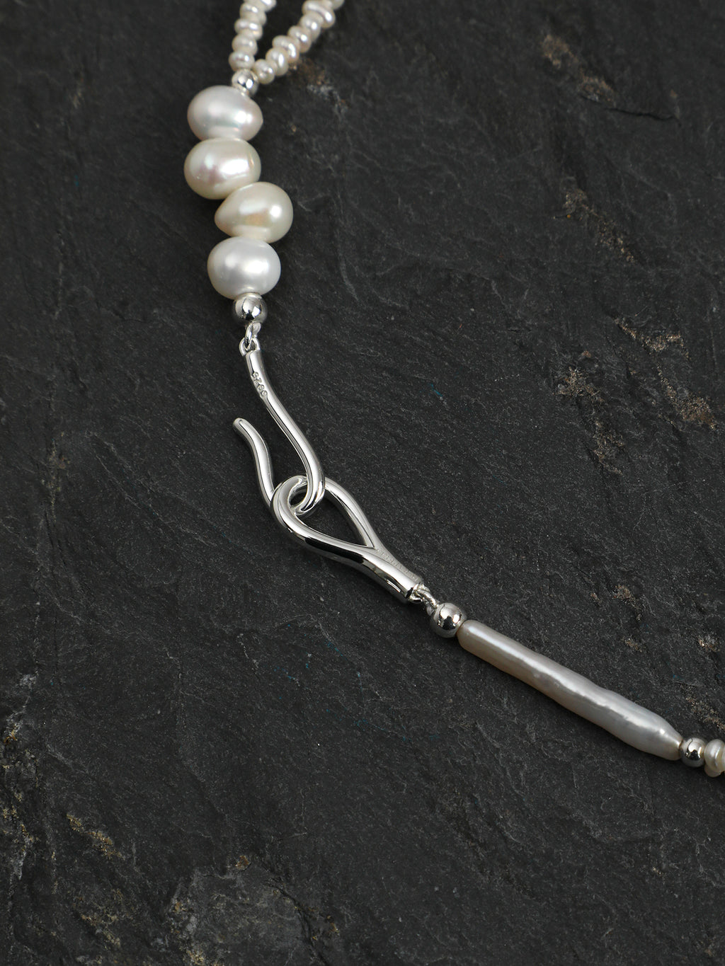 SENLORE Silver Bar Pearl Crystal Necklace – Lifestyle Shot