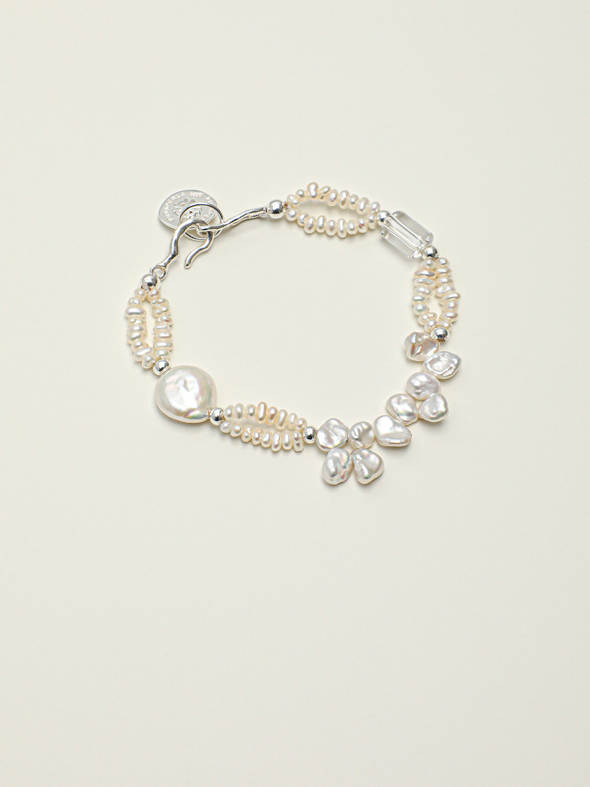 SENLORE Petal Baroque Pearl Bracelet – Detail Close-up