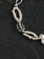 SENLORE Petal Baroque Pearl Bracelet – Lifestyle Shot