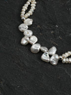 SENLORE Petal Baroque Pearl Bracelet – Lifestyle Shot