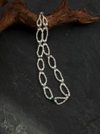 SENLORE Interlocking Multicolor Pearl Necklace – Lifestyle Shot