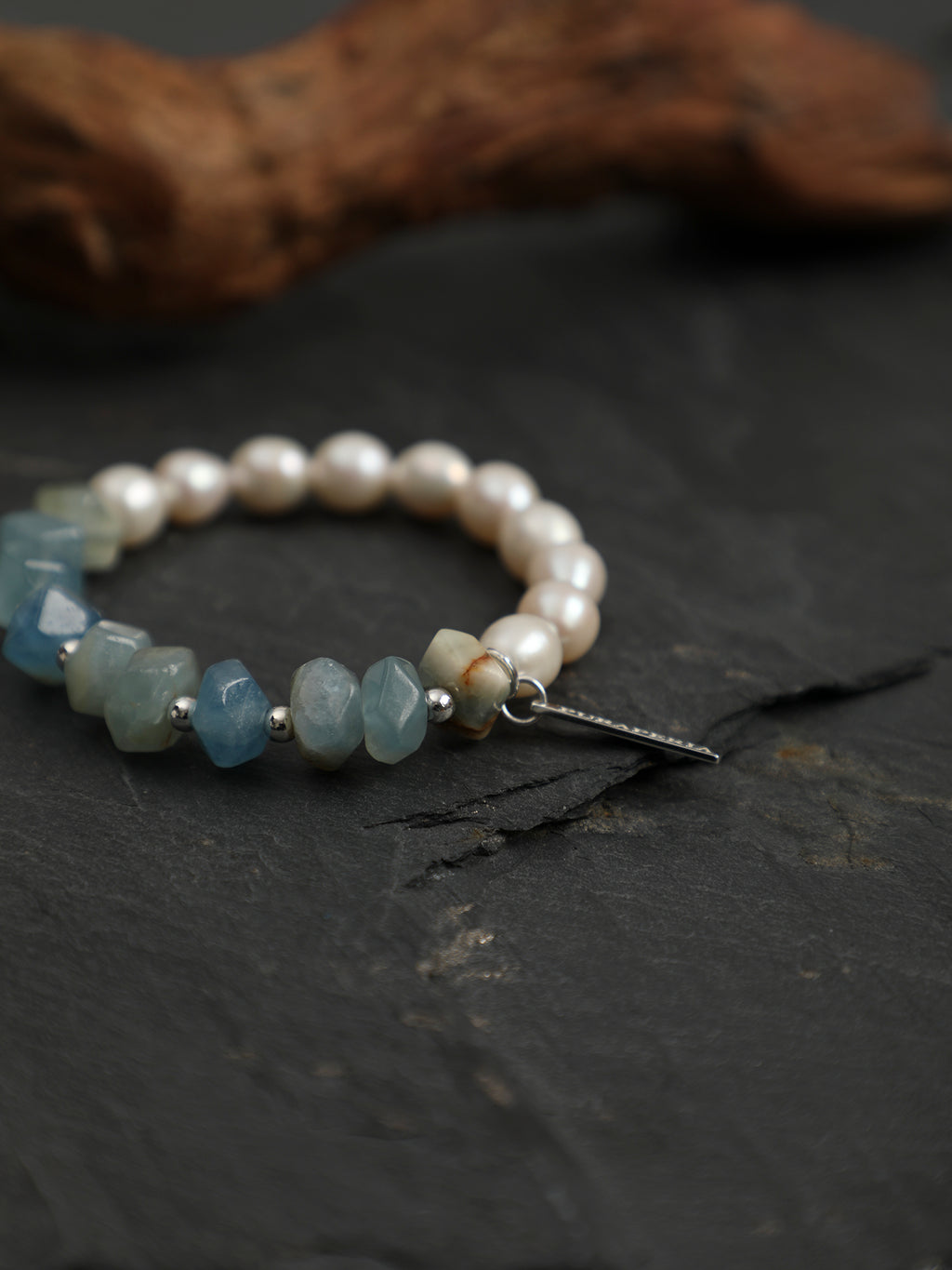 SENLORE Blue Ocean Pearl Bracelet – Front View