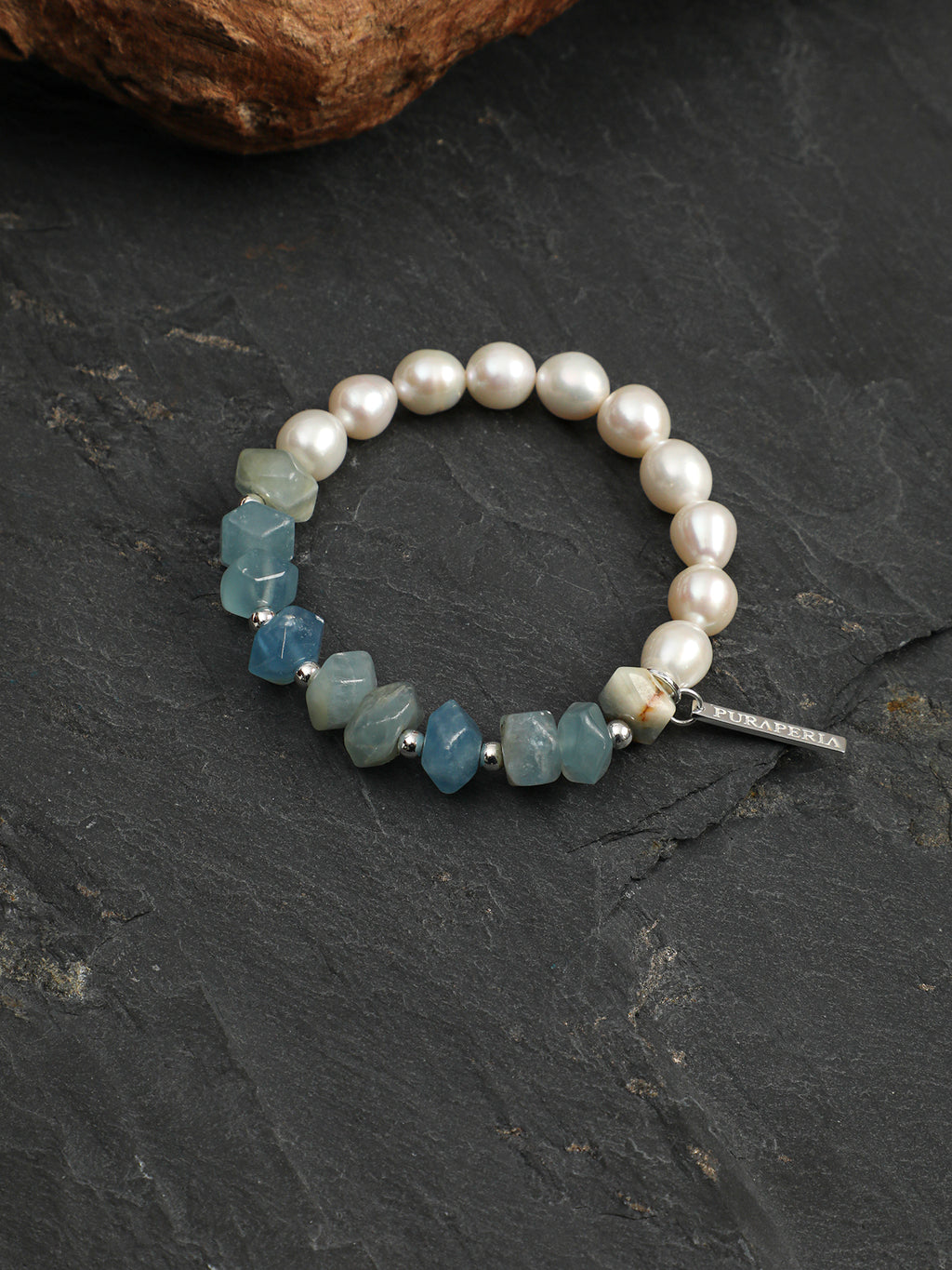 SENLORE Blue Ocean Pearl Bracelet – Lifestyle Shot