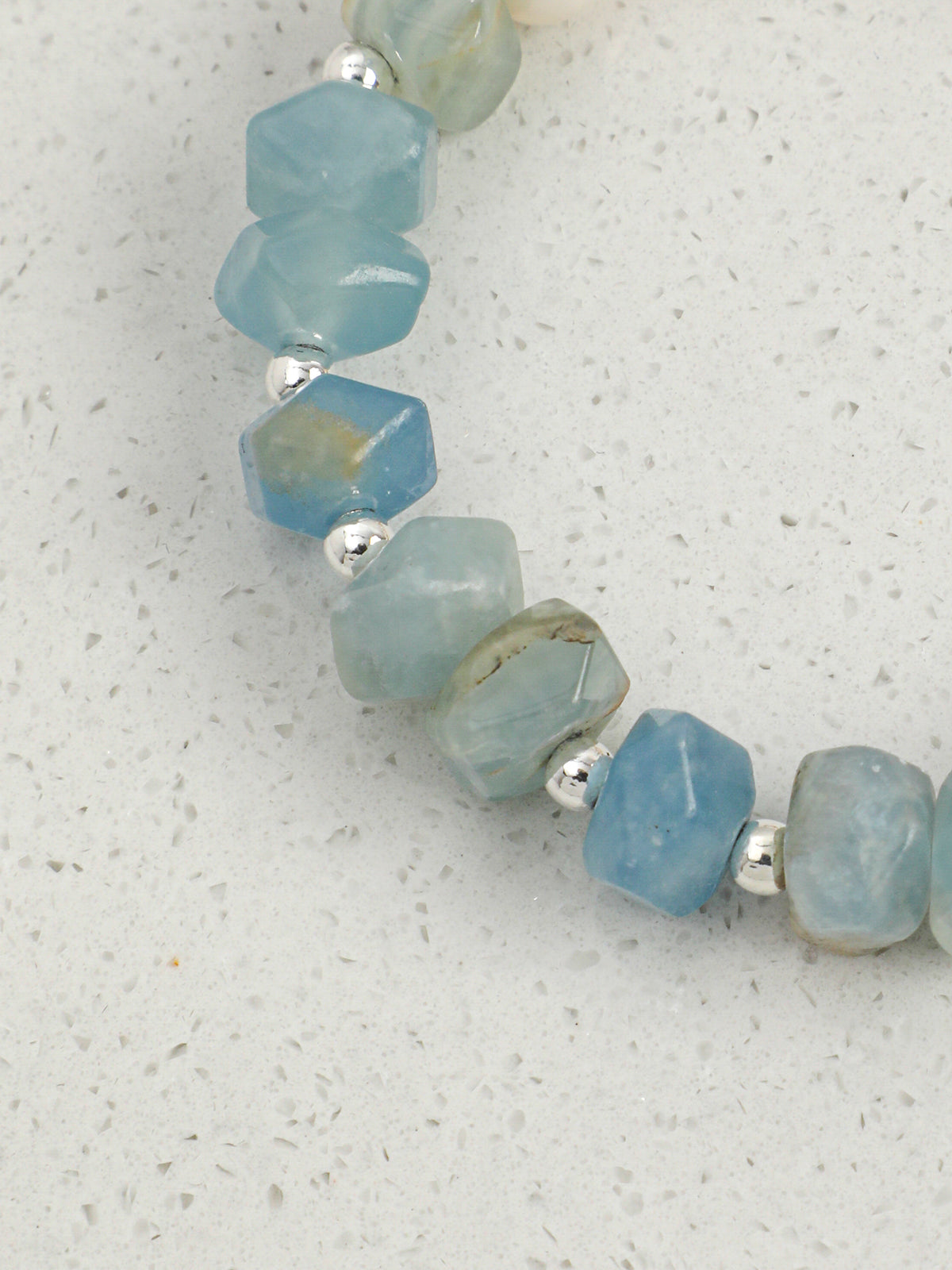 SENLORE Blue Ocean Pearl Bracelet – Lifestyle Shot