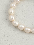 SENLORE Blue Ocean Pearl Bracelet – Lifestyle Shot