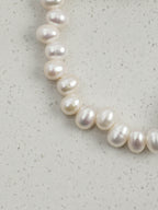 SENLORE Twisted Crystal Pearl Bracelet – Lifestyle Shot