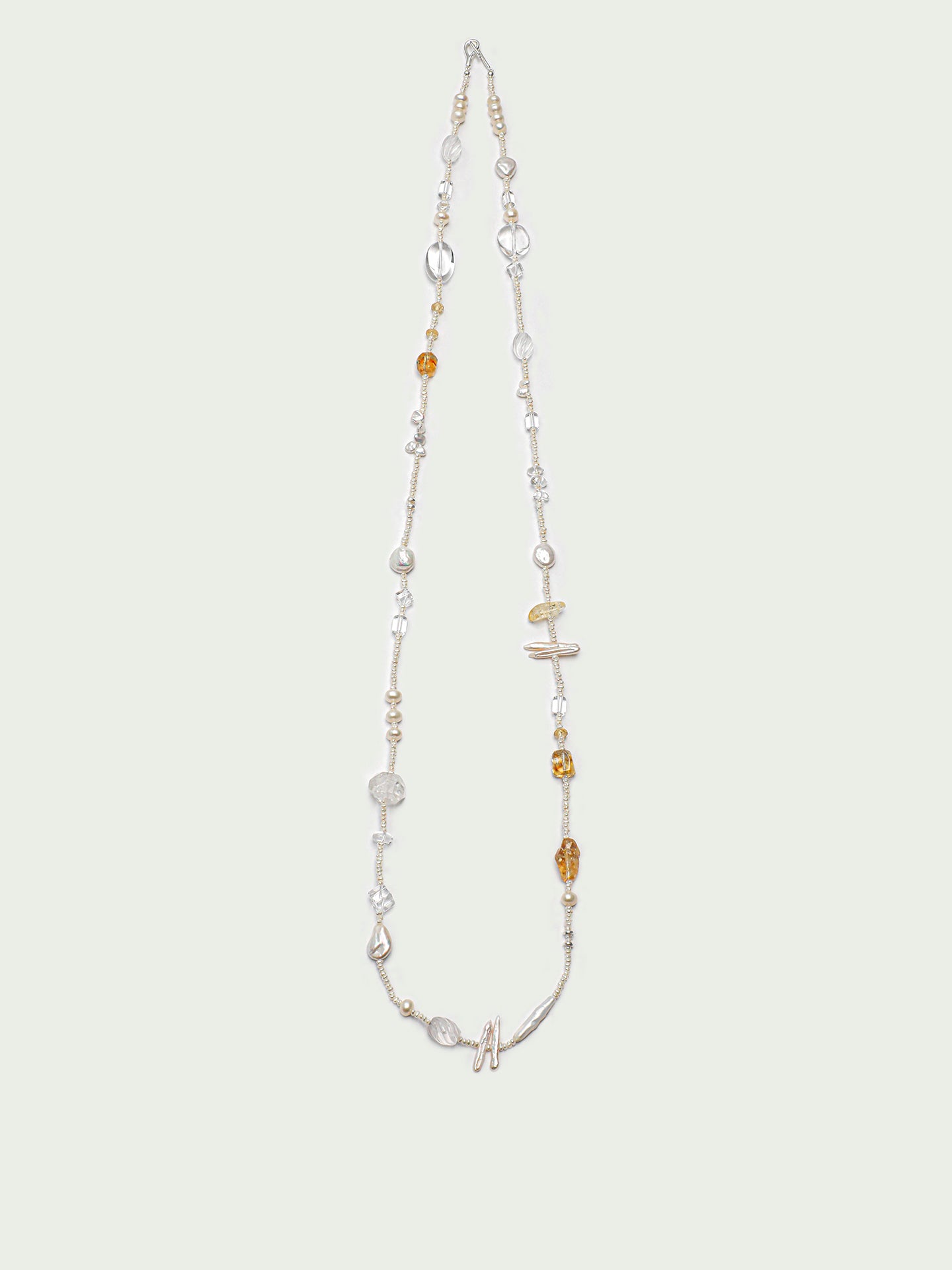 SENLORE Minimalist Nature Breath Necklace – Lifestyle Shot