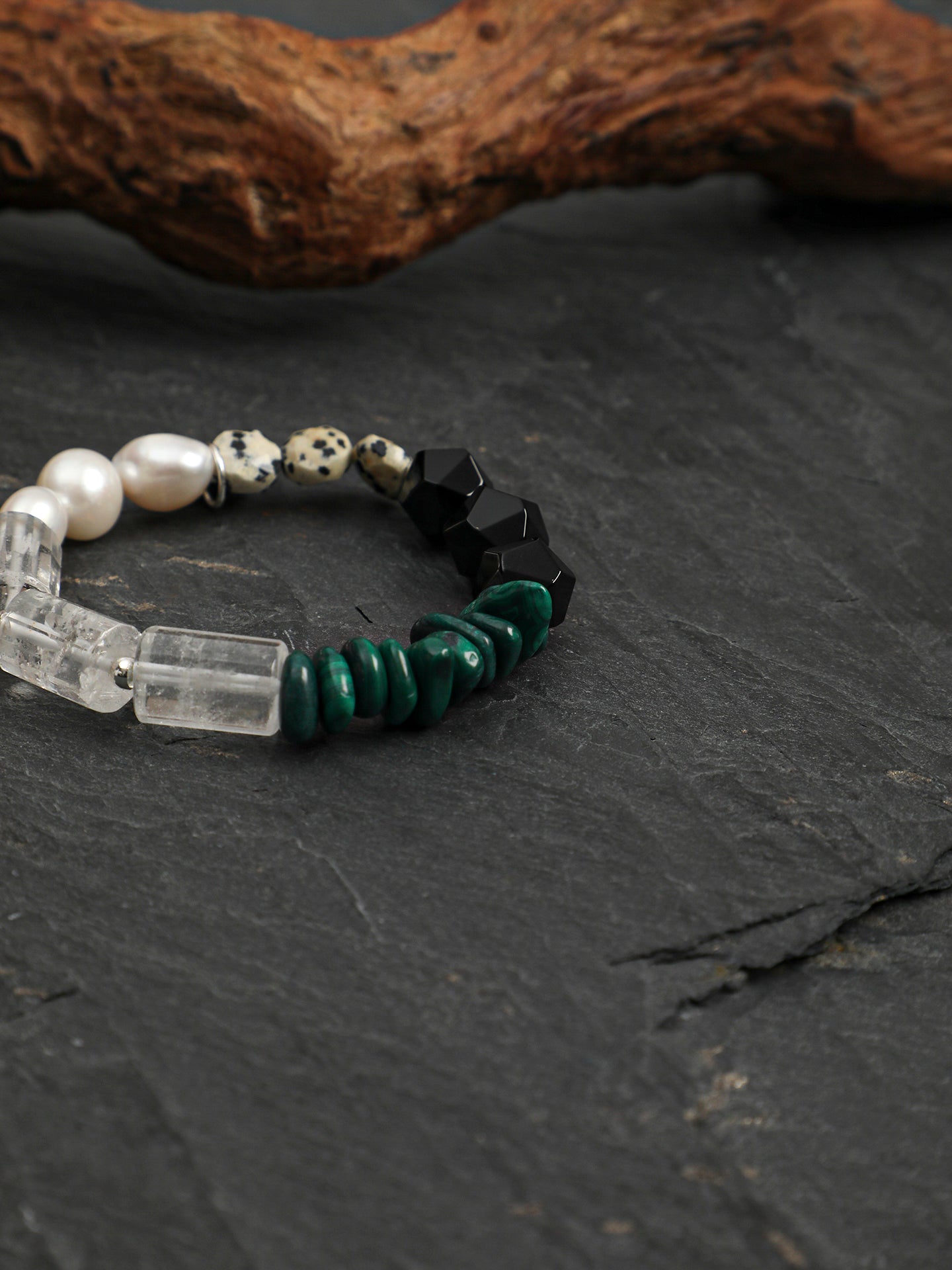 SENLORE Green Malachite Crystal Pearl Bracelet – Front View