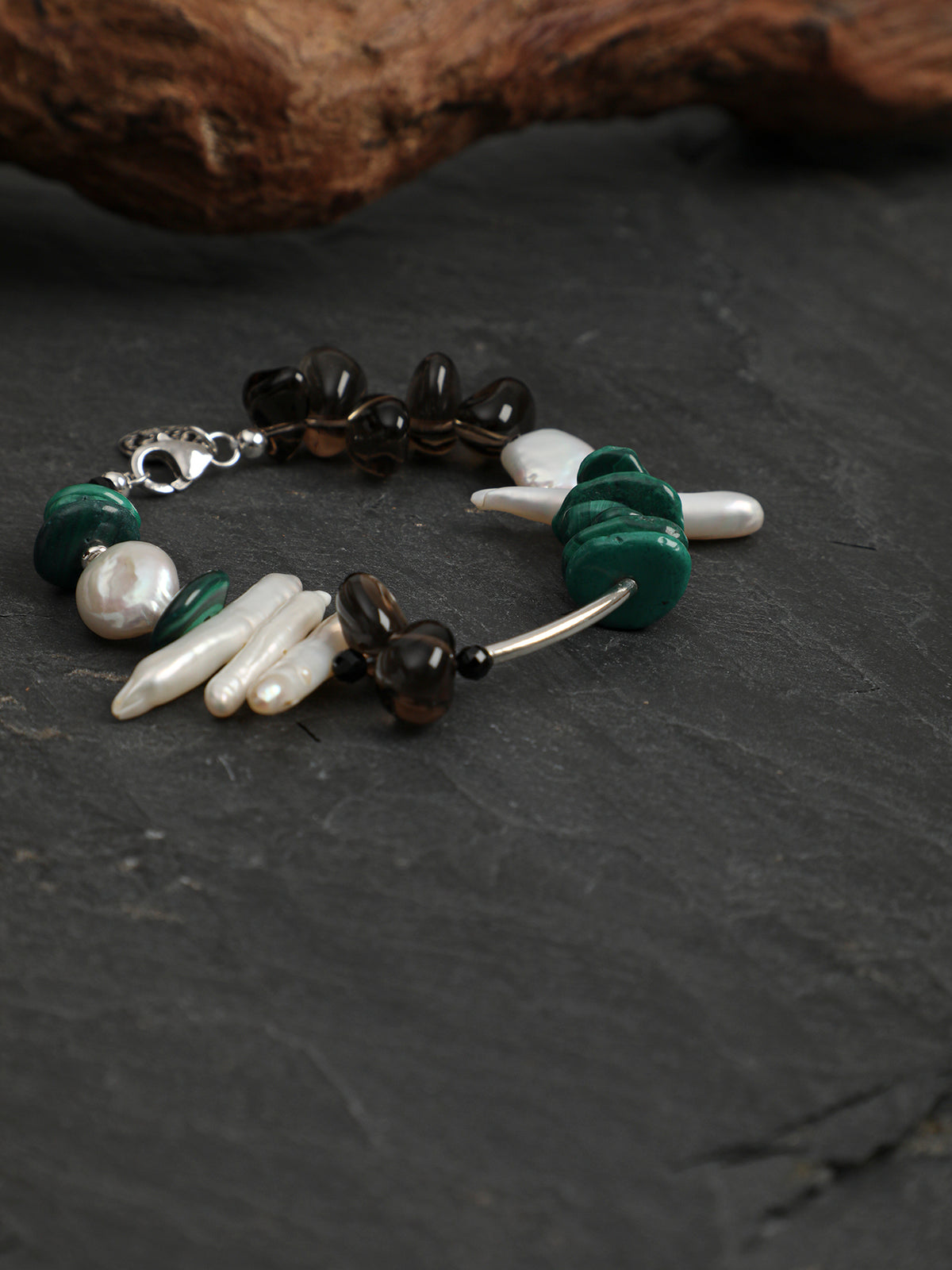 SENLORE Malachite Smoky Quartz Pearl Bracelet – Lifestyle Shot