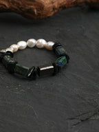 SENLORE Blue Copper Ore Pearl Bracelet – Lifestyle Shot