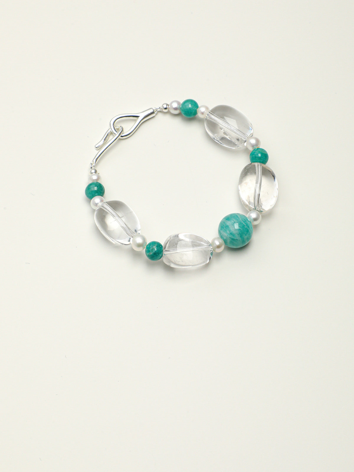 SENLORE Fresh Blue Crystal Bracelet – Front View