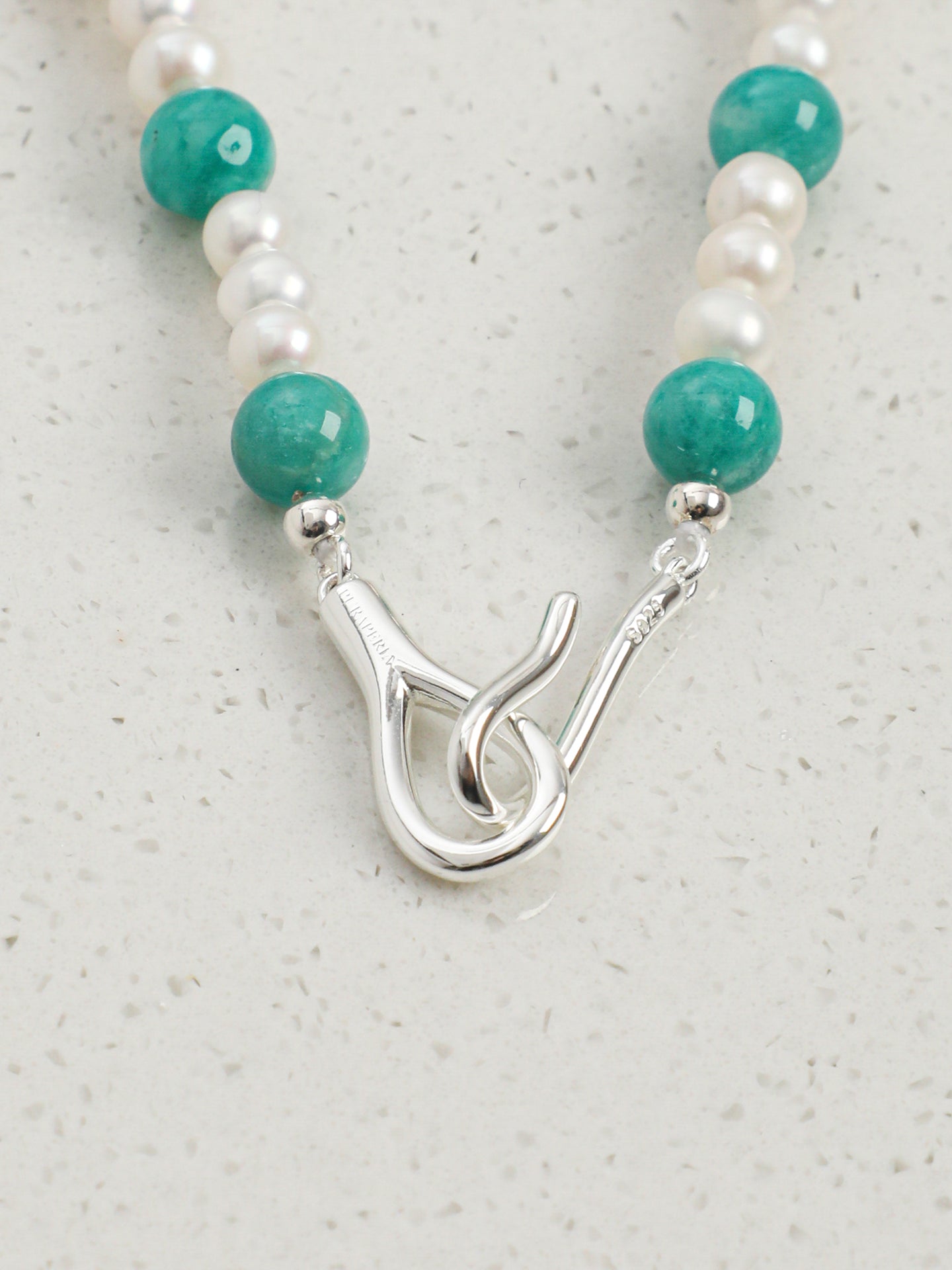 SENLORE Amazonite Crystal Pearl Necklace – Lifestyle Shot