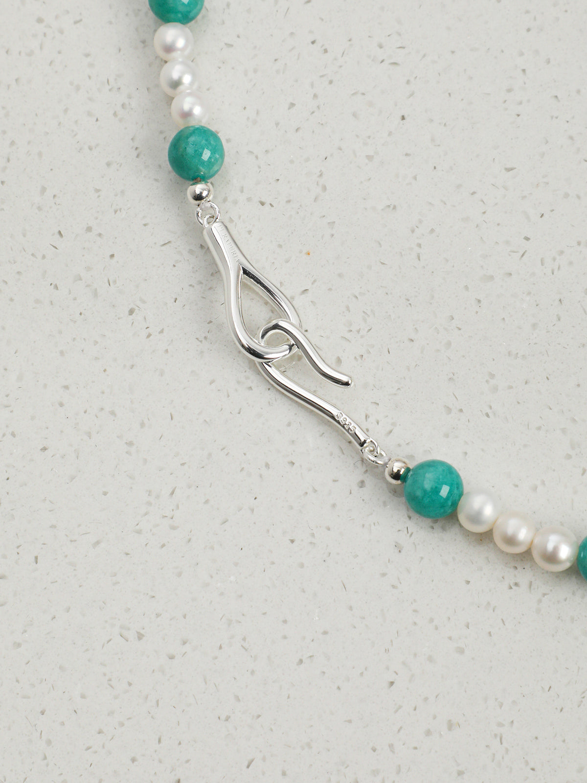 SENLORE Amazonite Crystal Pearl Necklace – Lifestyle Shot