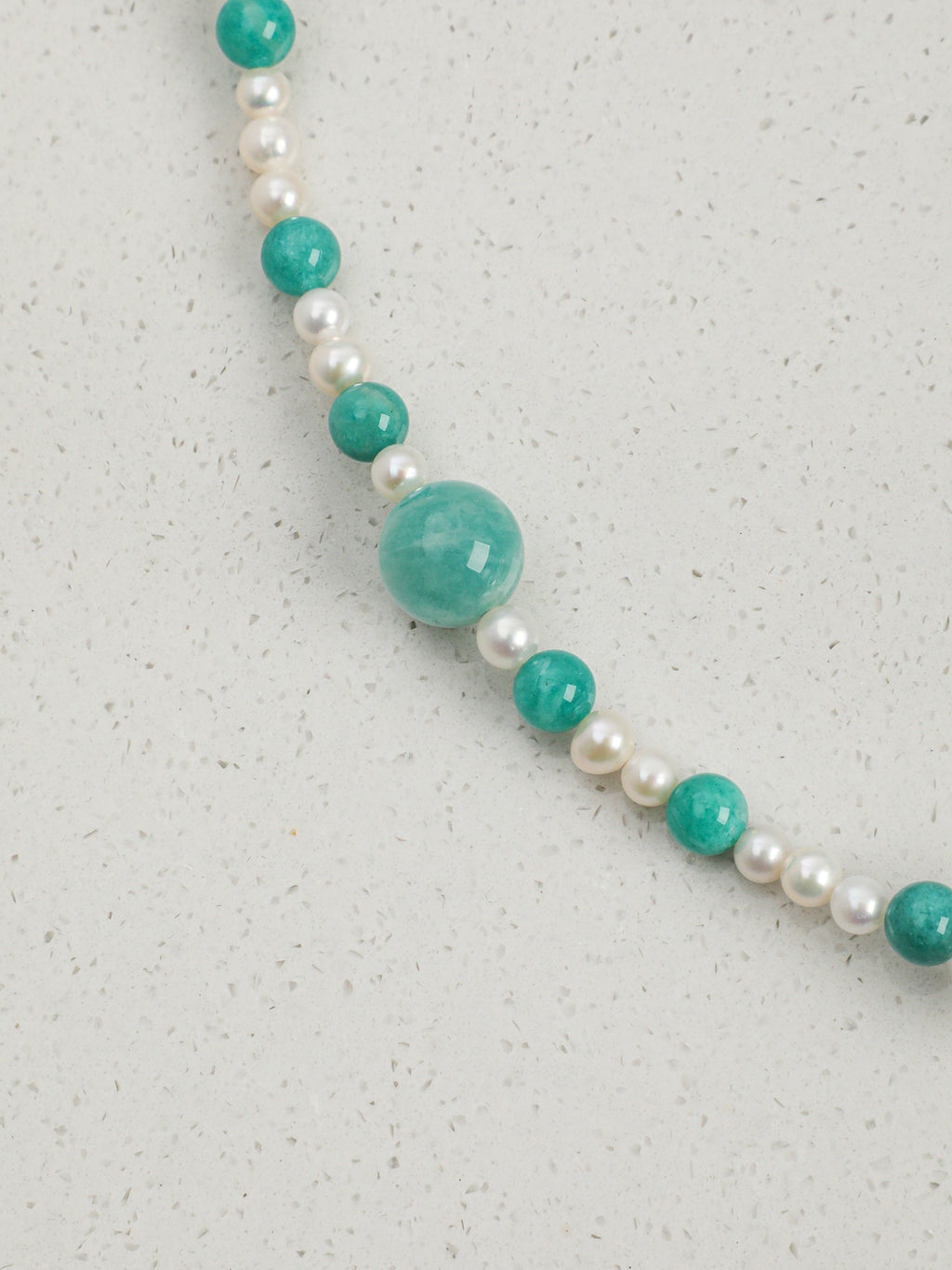 SENLORE Amazonite Crystal Pearl Necklace – Lifestyle Shot