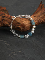 SENLORE Sky Blue Crystal Bracelet – Detail Close-up