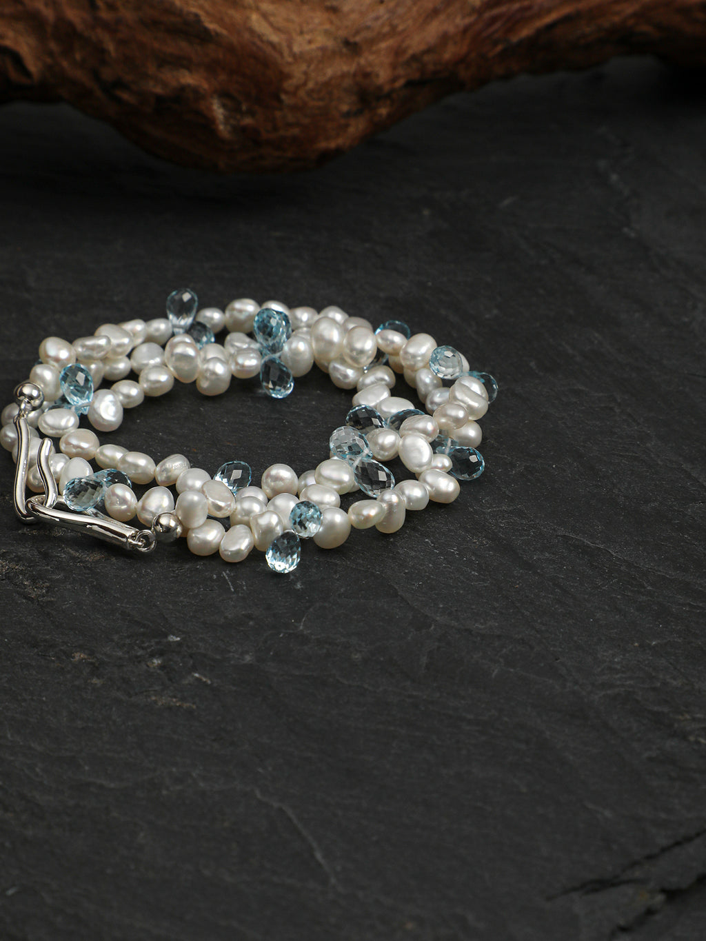 SENLORE Blue Topaz Drop Pearl Necklace – Lifestyle Shot