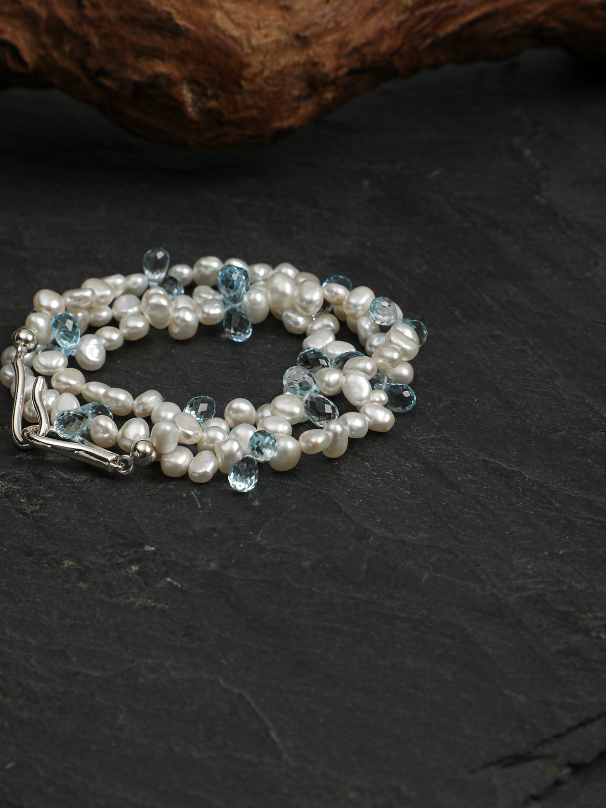 SENLORE Blue Topaz Drop Pearl Necklace – Lifestyle Shot