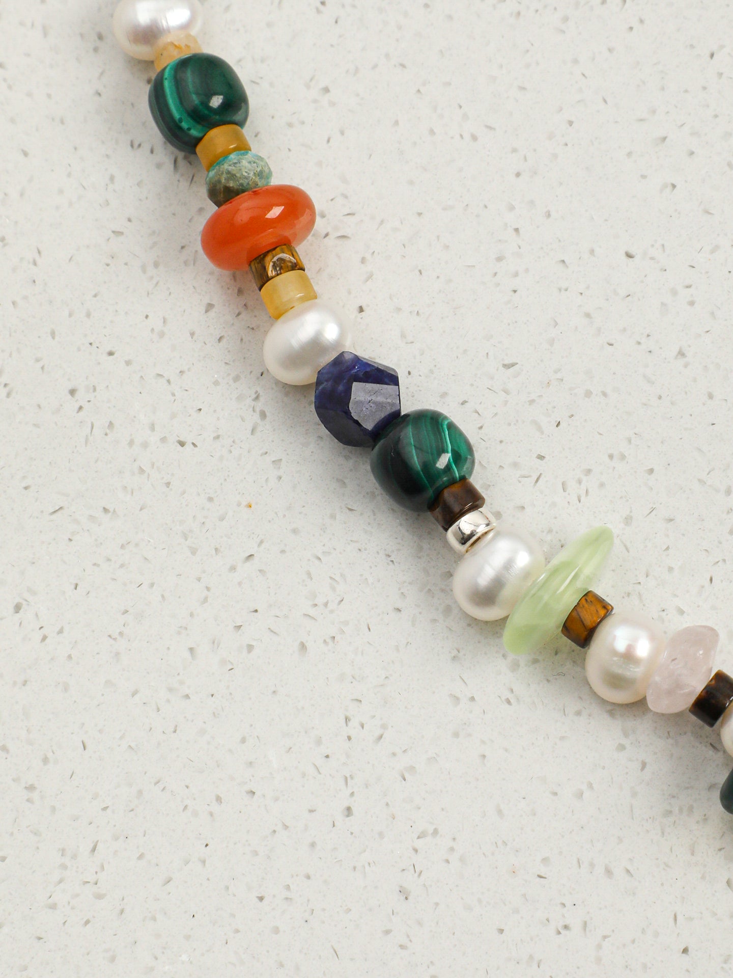 SENLORE Rainbow Bridge Pearl Necklace – Side View