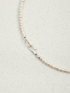 SENLORE Crystal Flower Pearl Necklace – Detail Close-up
