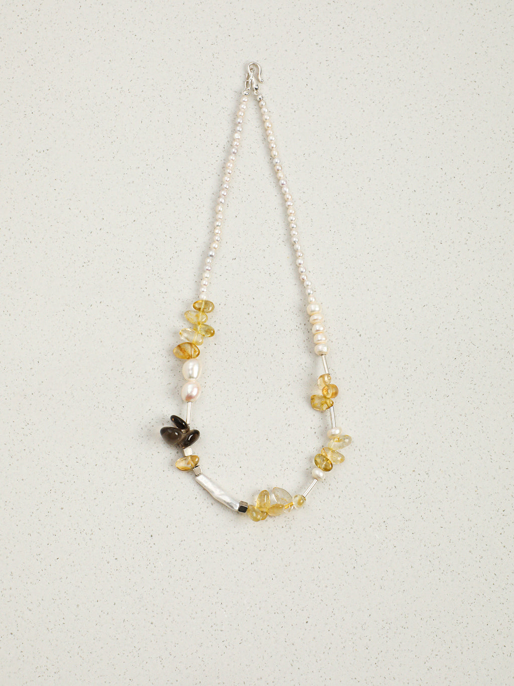 SENLORE Crystal Flower Pearl Necklace – Lifestyle Shot