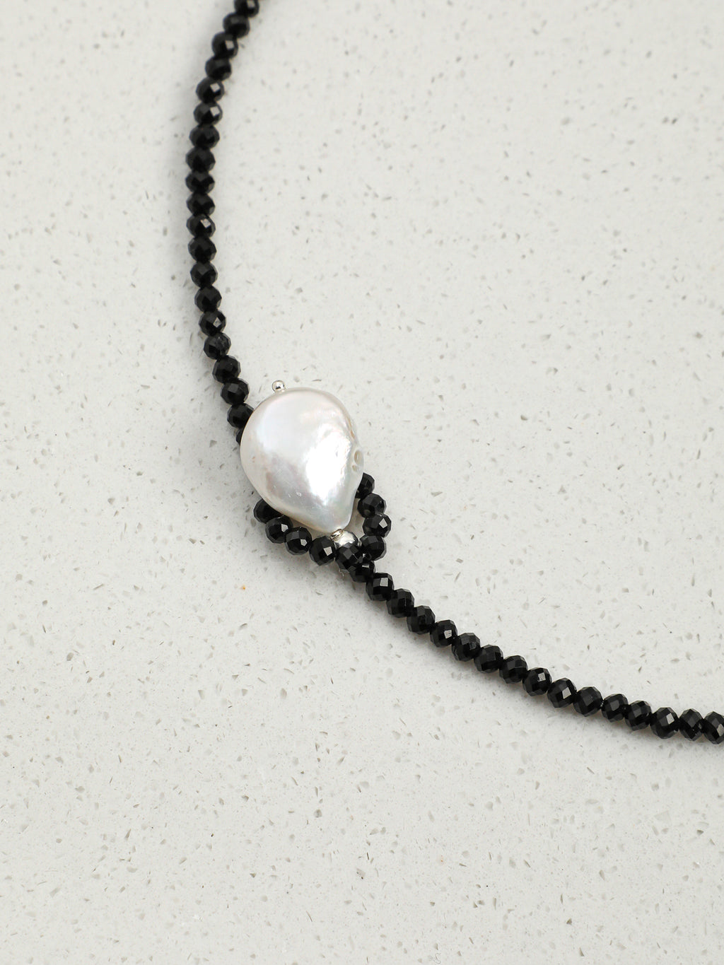SENLORE Minimalist Black Tourmaline Baroque Necklace – Front View