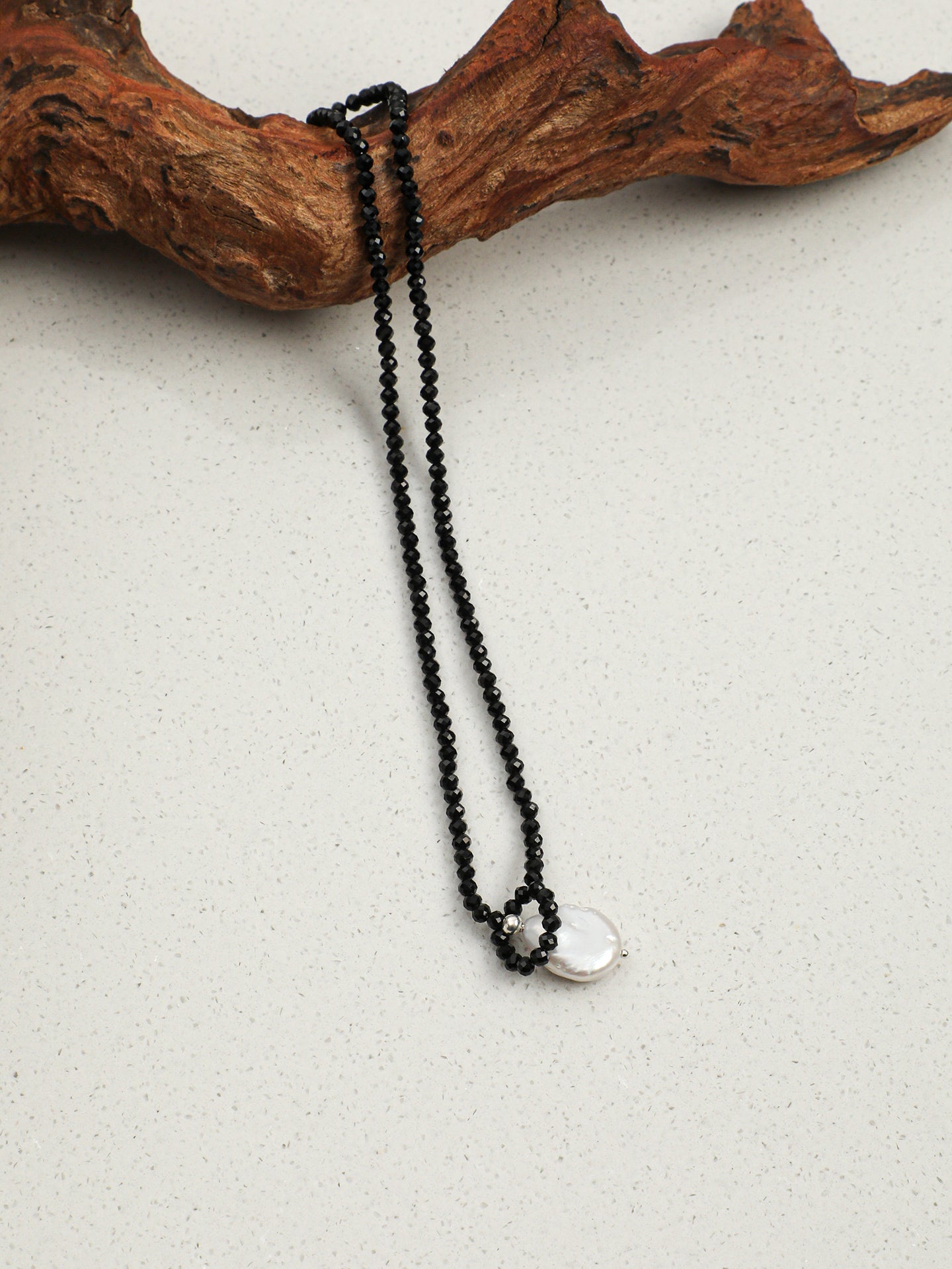 SENLORE Minimalist Black Tourmaline Baroque Necklace – Lifestyle Shot