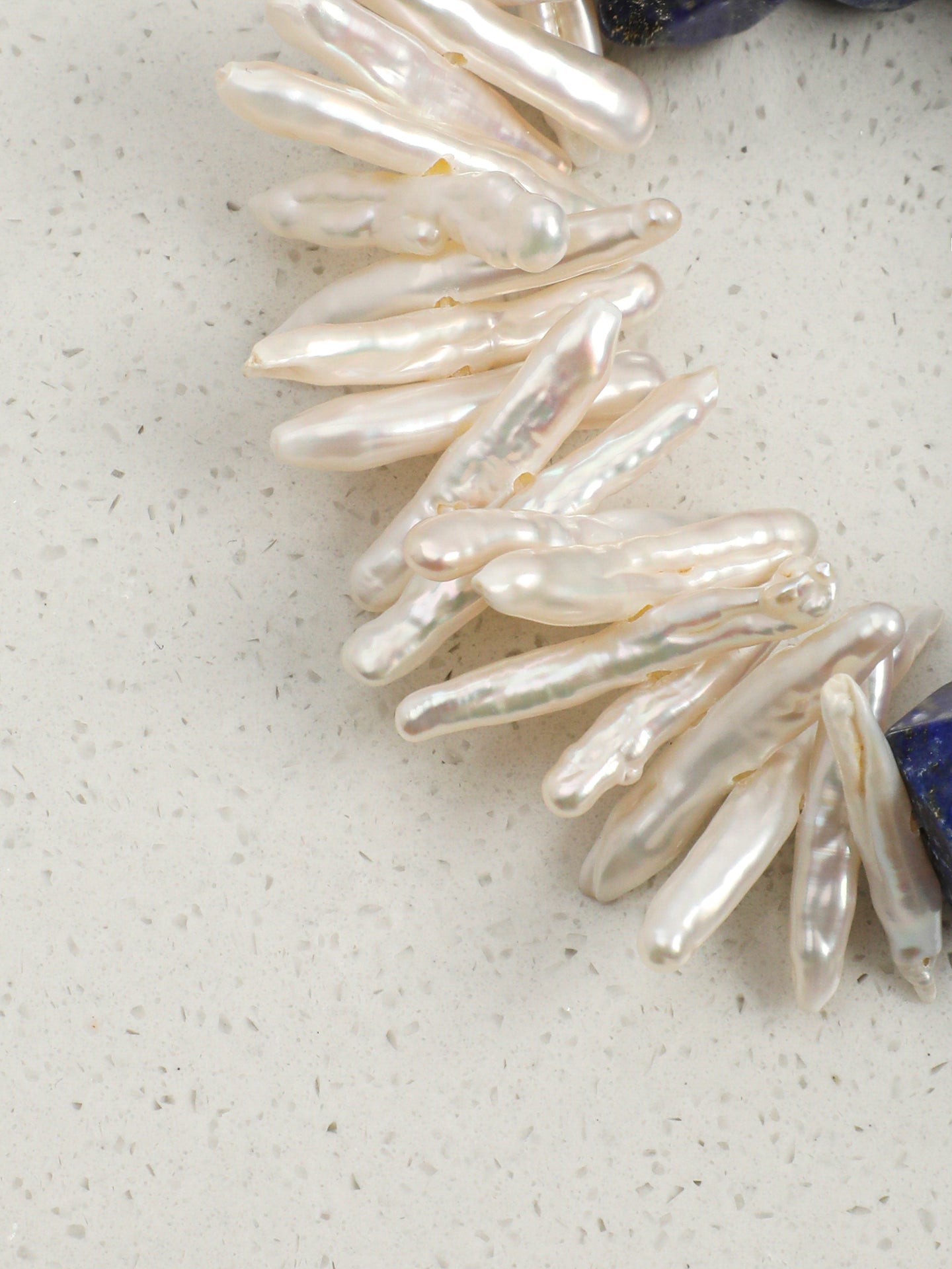 SENLORE Baroque Lapis Lazuli Bracelet – Lifestyle Shot