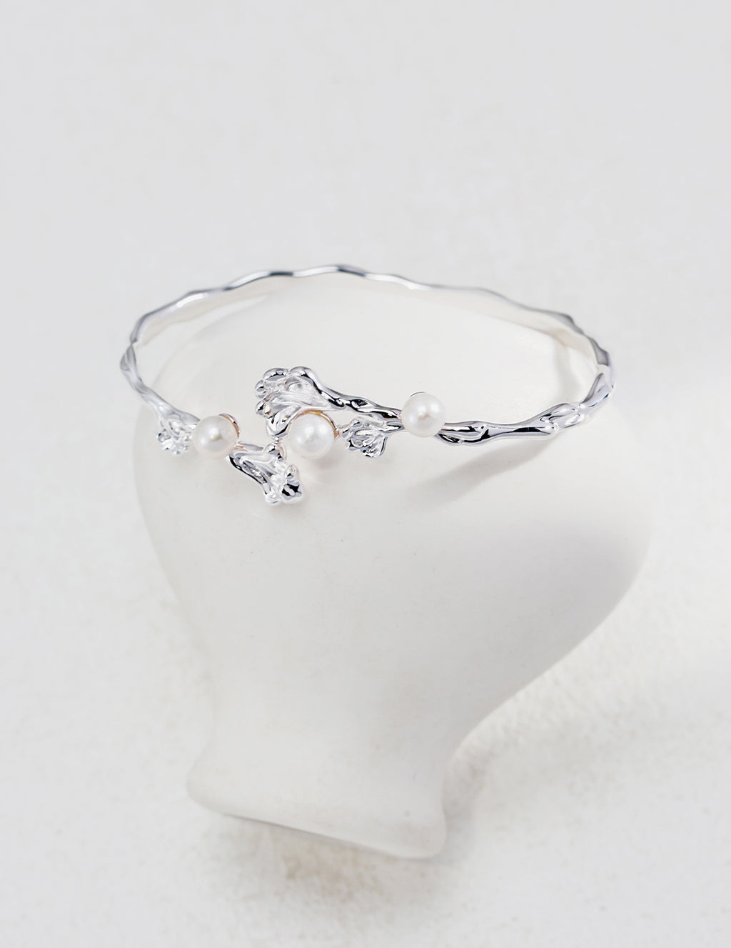Ocean Wave Pearl Bangle — Sterling Silver, 18K Gold Vermeil, natural freshwater pearl | SENLORE